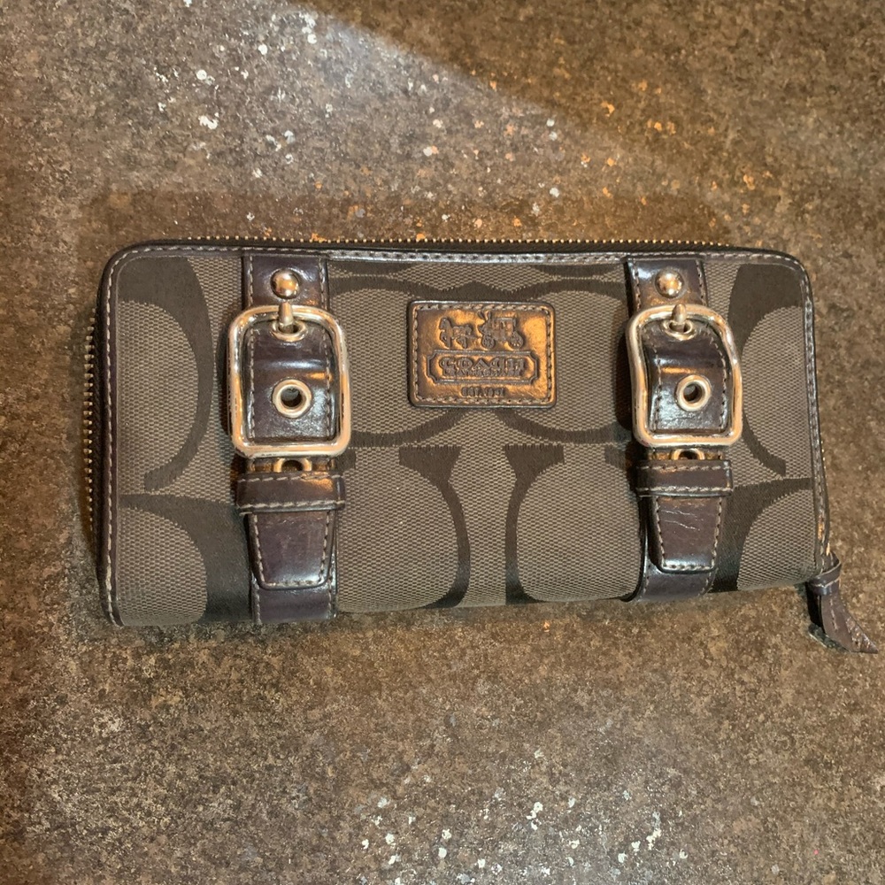 Coach wallet